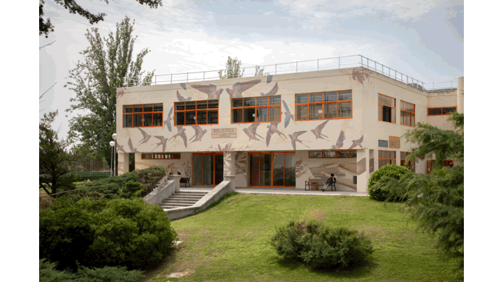 ¡Visita la biblioteca!